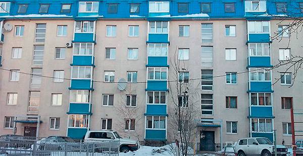 Реконструкция хрущевской пятиэтажки в Омске — один из немногих примеров успешных региональных проектов 13-04.jpg