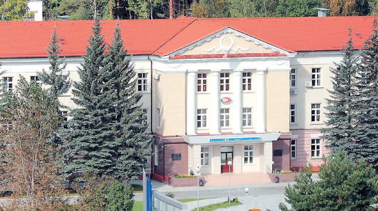 Кто сажает алюминиевые огурцы на брезентовом поле