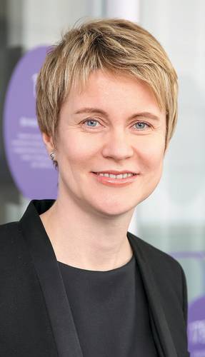 Елена Шмелева: «Первая задача — найти детей, которые не утратили живого интереса к решению академических задач и высоко мотивированы на поиск нестандартных решений. Вторая — сделать так, чтобы у них продолжали “гореть глаза”» 023_expert_ural_23-1.jpg