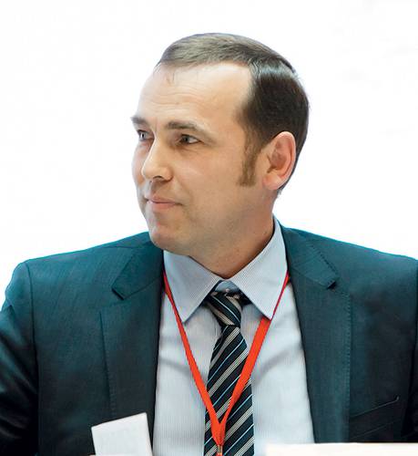 Вадим Шумков: «Если вы строите большое количество новых заводов, вводите новые предприятия в других сферах, вам нужны эффективные системы реализации их продукции. Если таких систем нет, то новые производства строиться не будут, а уже построенные не выйдут на проектную мощность и не дадут того количества налогов и рабочих мест, на которые мы ориентировались при их создании» 033_expert_ural_26-1.jpg