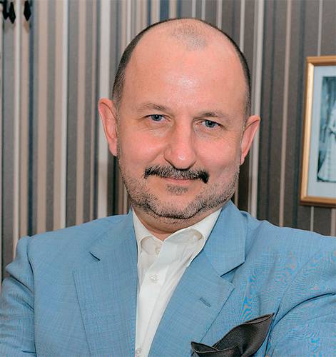 Евгений Долин: светодиоды могут гореть хоть вечно при стабильном питании от сети. Но продолжительность их жизни зависит от электронного источника питания, который работает максимум 30 тысяч часов 28-02.jpg АННА ГОЛУБЕВА
