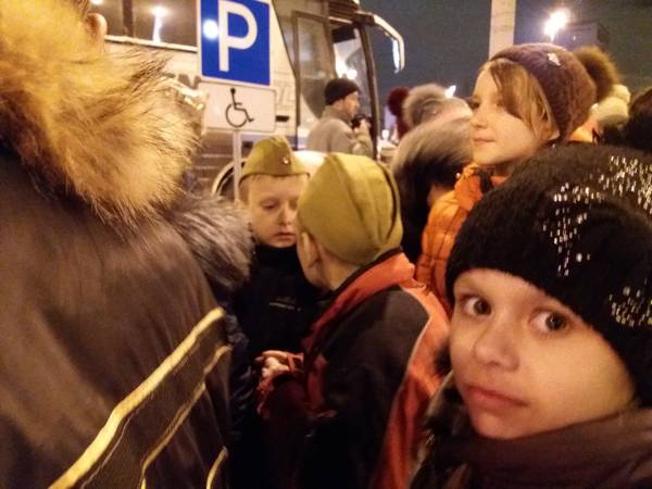 Дети из поселка Зайцево в Москве 20171225_184554.jpg