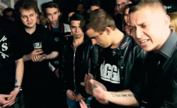 42 млн. просмотров на YouTube получил баттл JohnyBoy vs Oxxxymiron в 2015 году. Это абсолютный мировой рекорд 49-06.jpg 