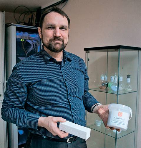 Александр Солодовников уже готов поставлять продукцию ЛИТ на рынок 26-02.jpg ОЛЕГ СЕРДЕЧНИКОВ