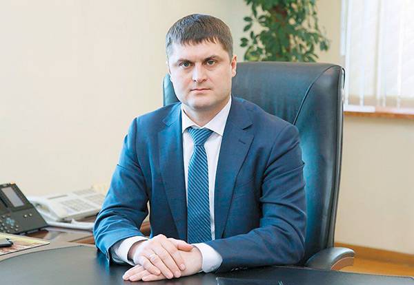 Ильшат Фазрахманов: «По одному, наверное, можно фермеров прижимать, забрать их территорию в 500 — 600 гектар и порядок. Капитализм все равно будет дальше идти и завоевывать новые территории. А с кооперативами так просто не справиться — это реальные силы, лоббистское движение. Попробуй у них отбери» 039_expert_ural_09-2.jpg