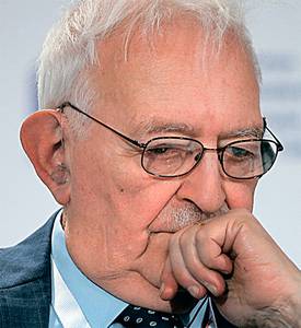 Иммануил Валлерстайн: «Приоритет накопления капитала ради накопления еще большего капитала кажется мне совершенно иррациональной целью» 13-05.jpg ТАСС Иммануил Валлерстайн: «Приоритет накопления капитала ради накопления еще большего капитала кажется мне совершенно иррациональной целью» 13-05.jpg ТАСС