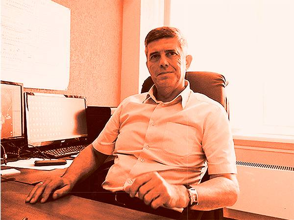 Управляющий директор АШК Игорь Канаков 40-07.jpg Алтайский шинный комбинат