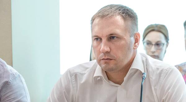 По мнению гендиректора ГК Unitile Сергея Клыкова, фундаментальная и долгосрочная база роста производительности труда и эффективности — в создании среды, где сотрудники могли бы сами генерировать изменения 031expertjug07-2.jpg