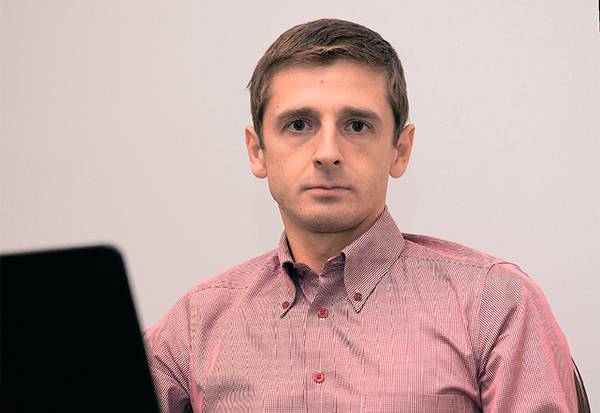 52-03.jpg ОЛЕГ СЕРДЕЧНИКОВ