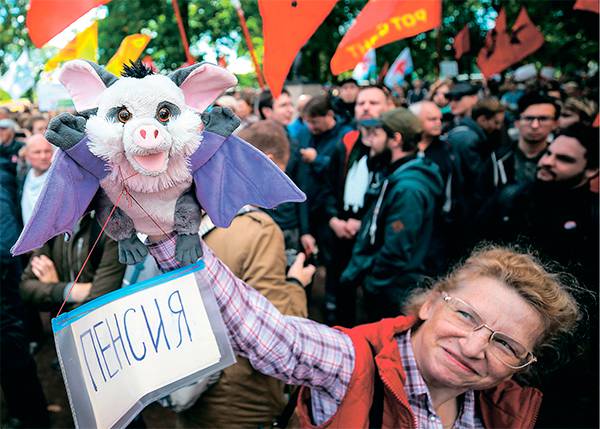 Если бы власть сейчас осыпала народ милостью, то вся его самостоятельность заглохла бы на корню 55-02.jpg