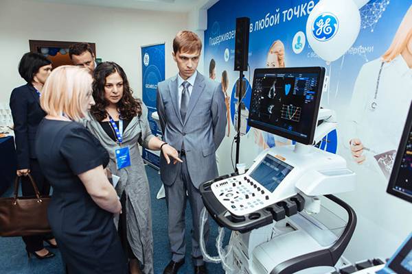 Ежегодно обучение по программам GE Healthcare проходят свыше двух тысяч врачей и рентгенолаборантов. img_8694.jpg предоставлено пресс-службой