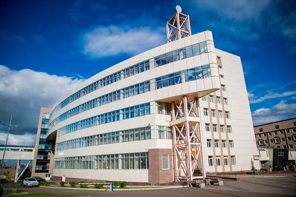 Институт нефти и газа СФУ 09-2.jpg