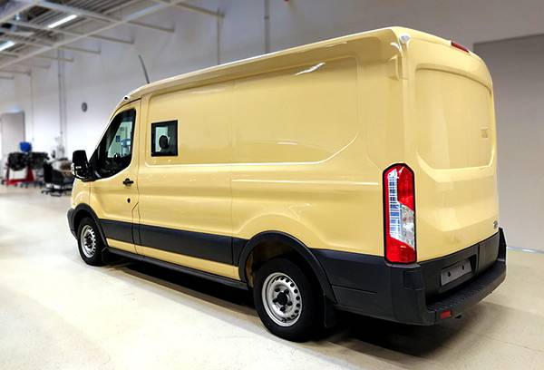 ford-transit-armoured_lowroof2_1200.jpg из архива пресс-службы