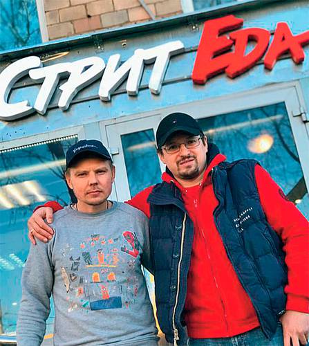 Андрей Корсунов (слева) и Антон Гришин 44-01.jpg