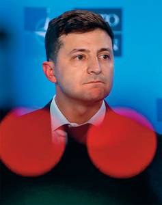 Президент Украины Владимир Зеленский оставил российско-украинские отношения в кризисе 06-01.jpg ТАСС Президент Украины Владимир Зеленский оставил российско-украинские отношения в кризисе 06-01.jpg ТАСС
