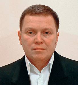 Рашид Хакимов, кандидат технических наук, создатель аэродинамического диспергатора: «Сейчас вопросом переработки использованной упаковки озабочены про- изводители сока, вина, молока. А у нас есть решение» 45-02.jpg Рашид Хакимов, кандидат технических наук, создатель аэродинамического диспергатора: «Сейчас вопросом переработки использованной упаковки озабочены про- изводители сока, вина, молока. А у нас есть решение» 45-02.jpg