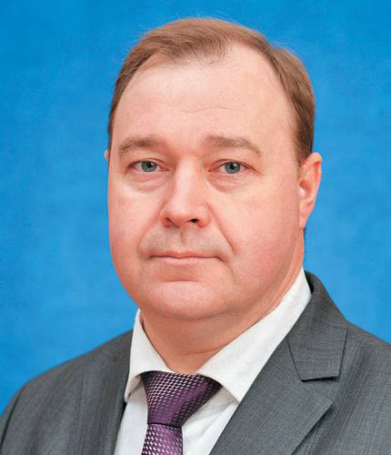 Директор по управлению персоналом СТЗ Алексей Рябухин: «Северский трубный завод сегодня — один из самых высокотехнологичных заводов отрасли в мире, поэтому и требования к образованию у нас самые высокие» 028_expert_ural_37-1.jpg