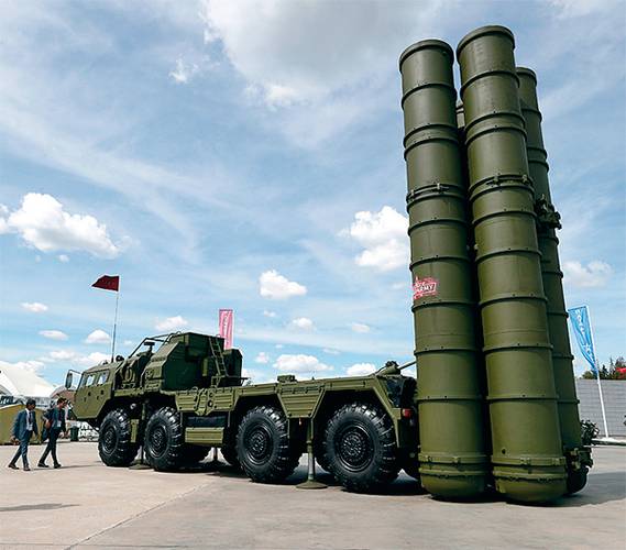 Эффективного механизма конверсии предприятий ОПК пока не найдено 04-01.jpg MAXIM SHIPENKOV — EPA/ТАСС