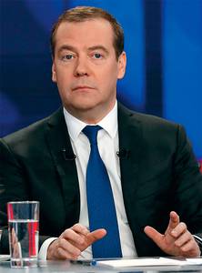 Премьер-министр Дмитрий Медведев проводит пресс-конференцию 08-03.jpg ТАСС Премьер-министр Дмитрий Медведев проводит пресс-конференцию 08-03.jpg ТАСС