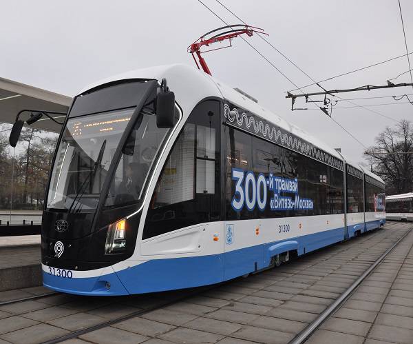 tram1-3.jpg