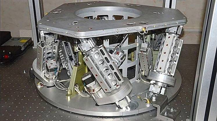 Космос: сибирский гексапод настроит китайские космические телескопы