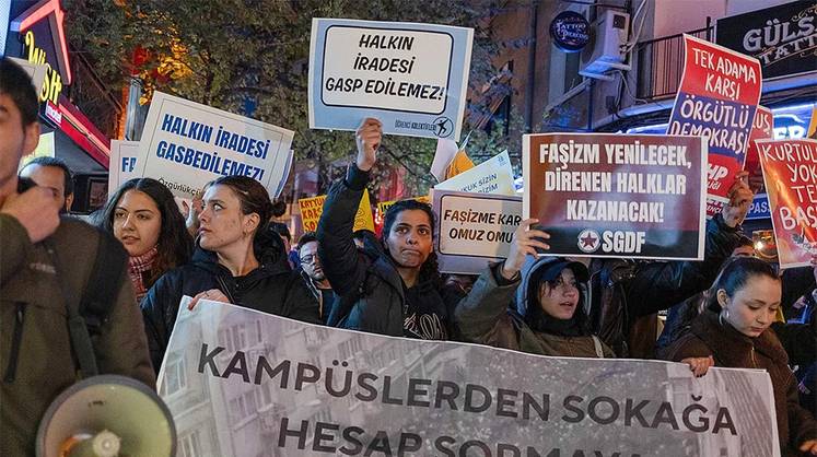 Эрдоган зажат между интересами США и Британии