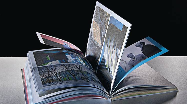 «Актуальная книжная графика» в Центре Вознесенского