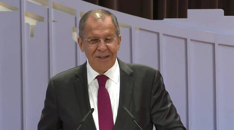 Лавров : Россия не захлопнет дверь, если Европа одумается