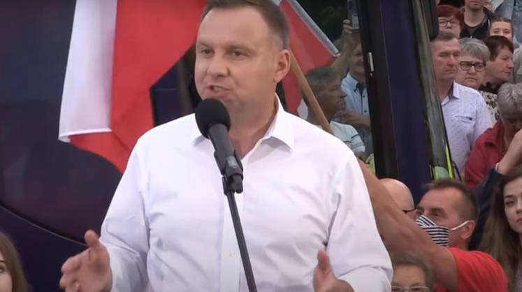 В Польше предупредили о риске гражданской войны из-за комиссии по изучению «влияния России»