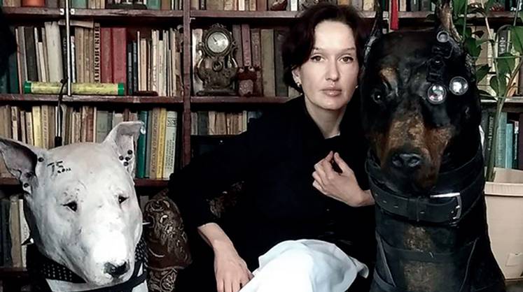 Художник Мария Богораз и любовь к оживающим скульптурам