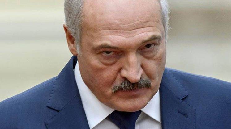 Лукашенко поручил перекрыть границу с Украиной Лукашенко поручил перекрыть границу с Украиной