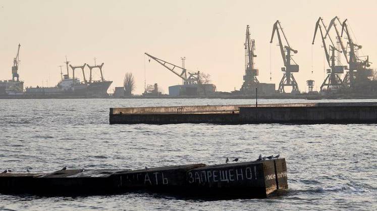 В украинских портах остаются заблокированными 77 судов из 18 стран