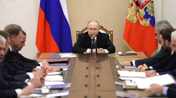 Путин поставил задачу в условиях новых особенностей ведения военных действий