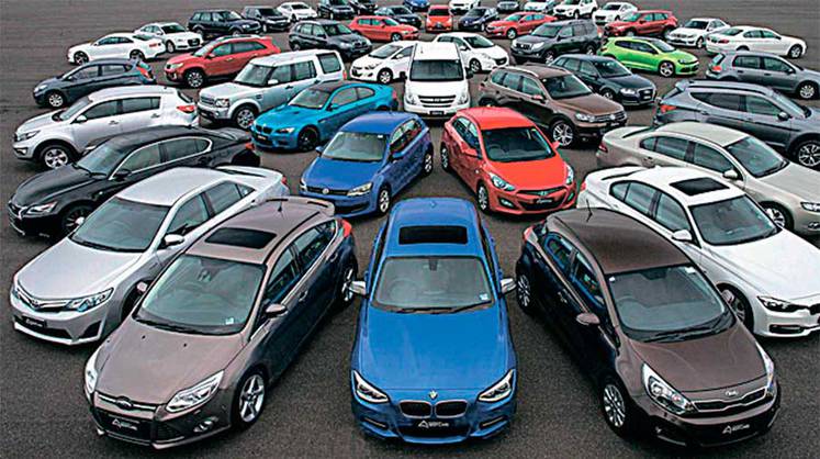 Вторичный авторынок падает меньше Вторичный авторынок падает меньше