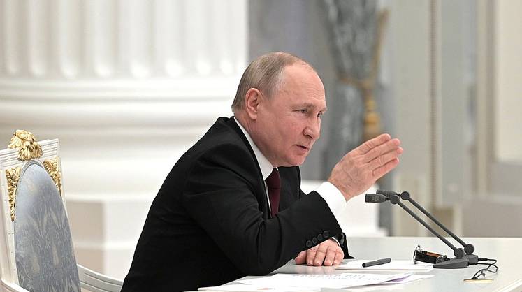 Путин признал независимость ДНР и ЛНР