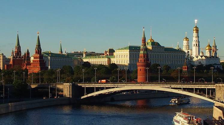Кремль не допускает штрафов за отказ от вакцинации