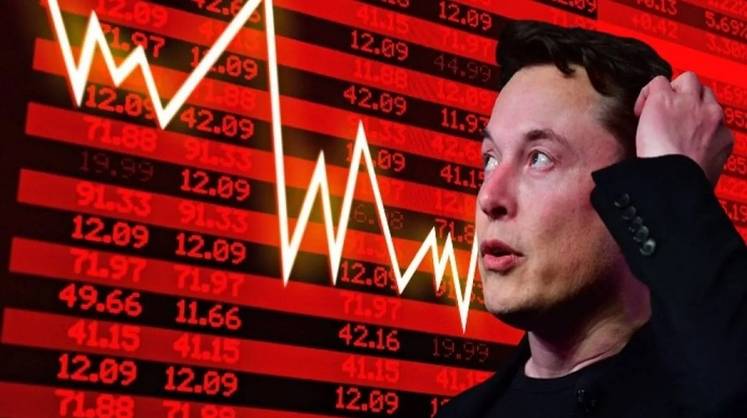 Tesla в свободном падении