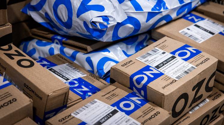 Продажи одежды российских марок на Ozon в апреле-мае выросли в 2,5 раза