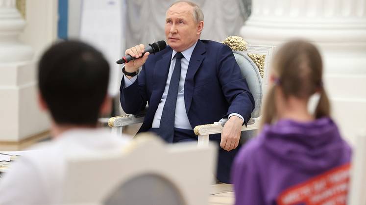 Идем на Восток: Путин указал малому и среднему бизнесу направление развития