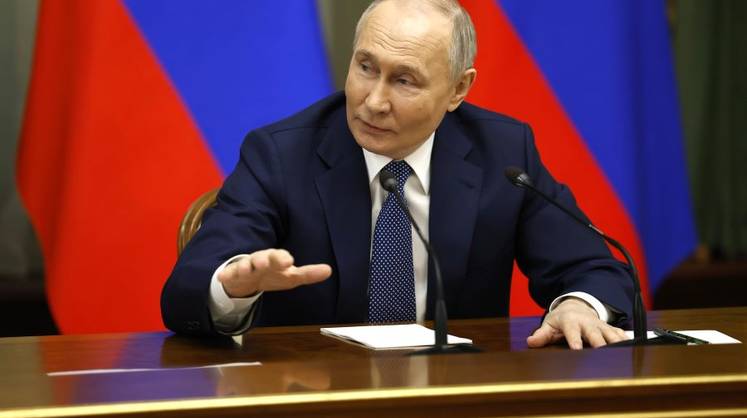 Президент отметил, что в период смены правительства не должно быть пауз в работе