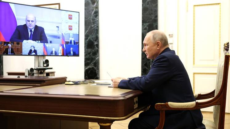 Путин: нам нужна проактивная, стимулирующая политика