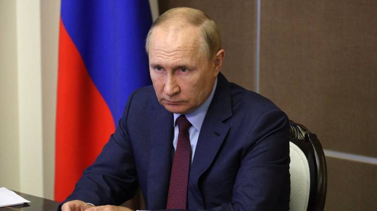 Путин назвал 2025 год ключевым для технологического развития страны и раскритиковал правительство