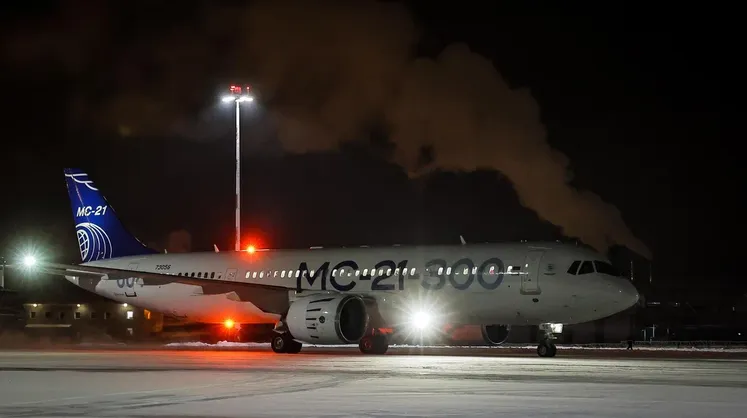 Самолет МС-21-300 прилетел в Якутск для испытаний морозом