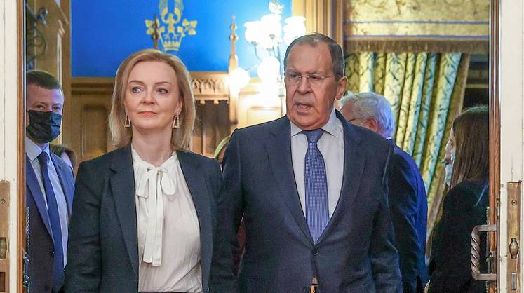 «Злой полицейский»: Британия устроила в Москве дипломатический спектакль