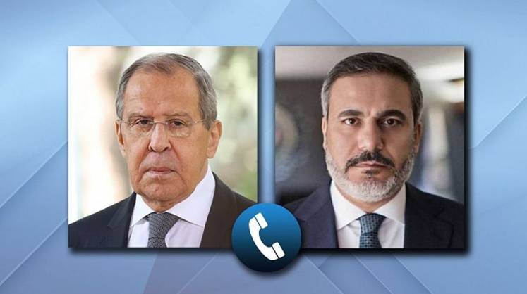 Лавров обсудил с турецким коллегой возвращение «главарей Азова»* в Киев
