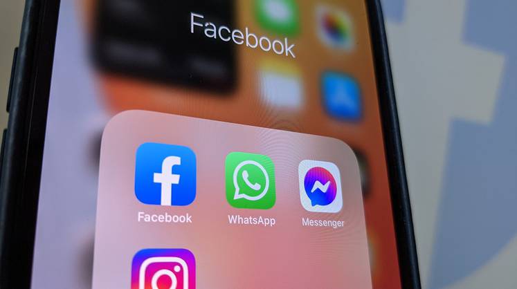 Названа причина провала Facebook. Причем здесь Apple и Google?