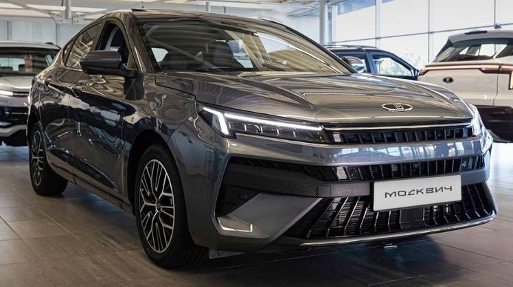 Новый седан «Москвич 6» появился в столичных автосалонах