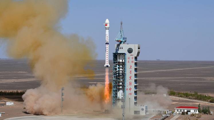 Неконтролируемые обломки китайской ракеты приближаются к Земле