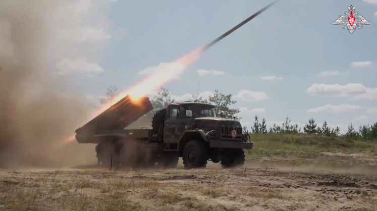 Пять самолетов и тысячи военных: Минобороны оценило потери ВСУ за неделю