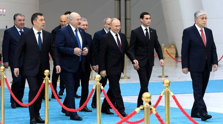 Путин предложил объявить 2025 год в СНГ годом 80-летия Победы